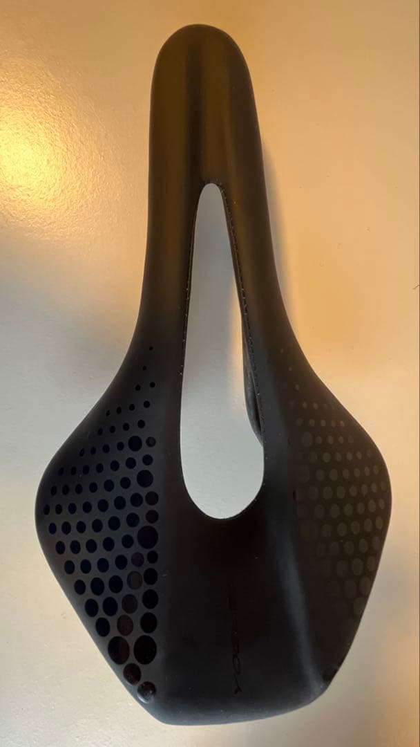 【新品】YOELEO ヨーレオCL MAX 超軽量カーボンサドル