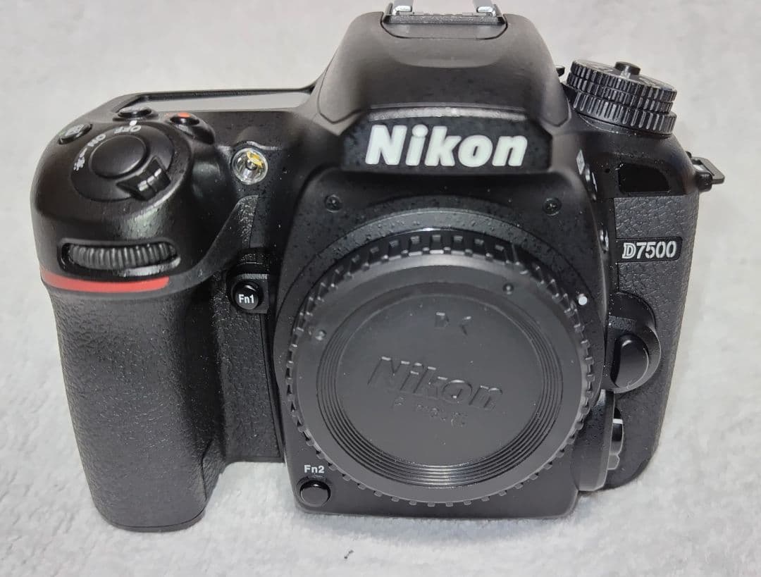 Nikon　D7500 ボディ