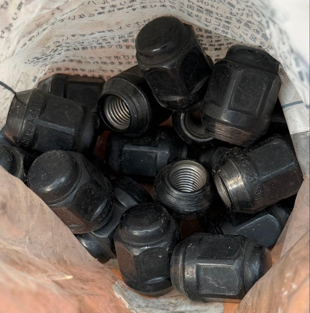 スタッドレス205/60R16 ブリヂストン VRX3 90VOXY・NOAH