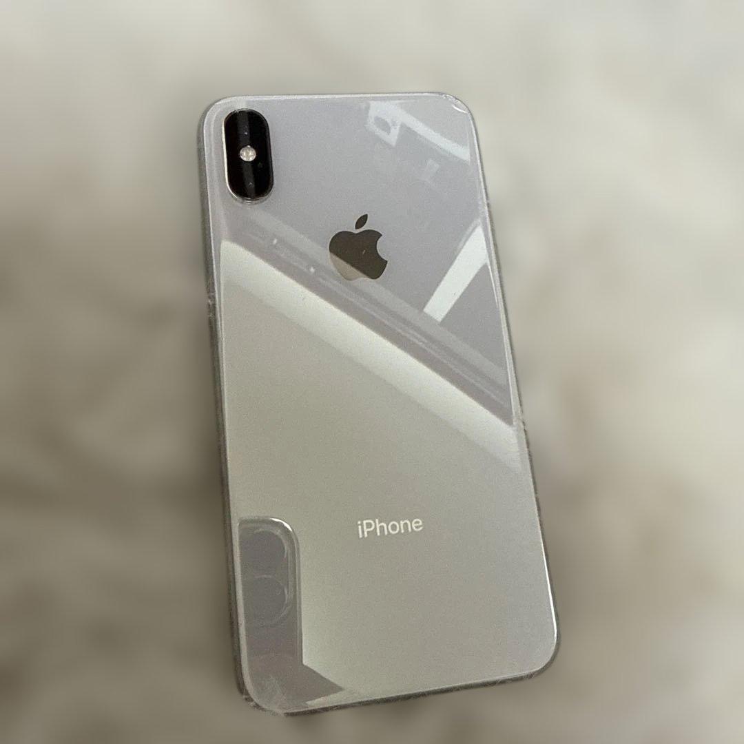 iPhone Xs 64GB シルバー SIMロックあり