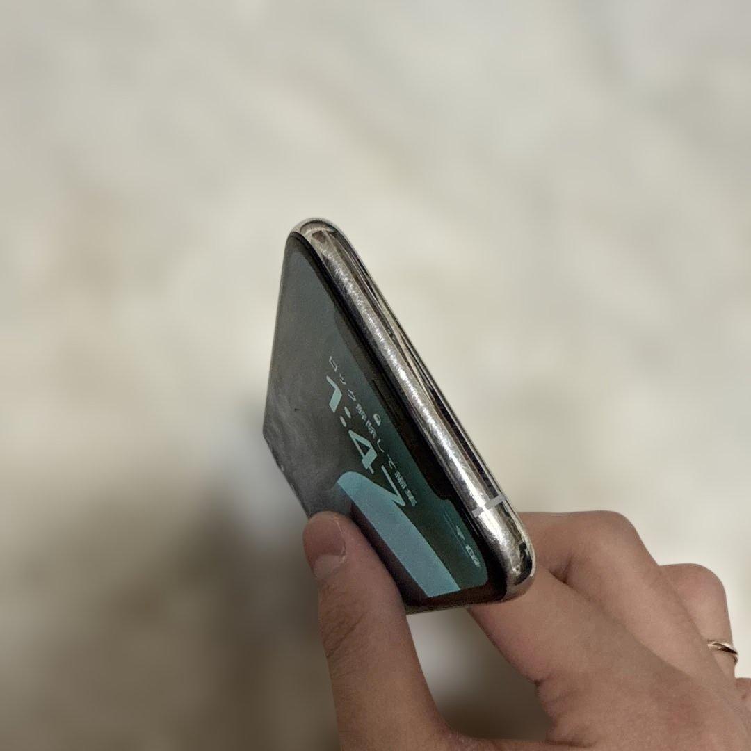 iPhone Xs 64GB シルバー SIMロックあり