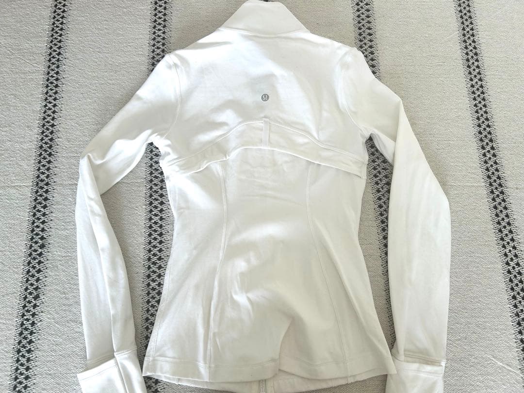 【未使用】ルルレモン lululemon 白 ジャケット ヨガ