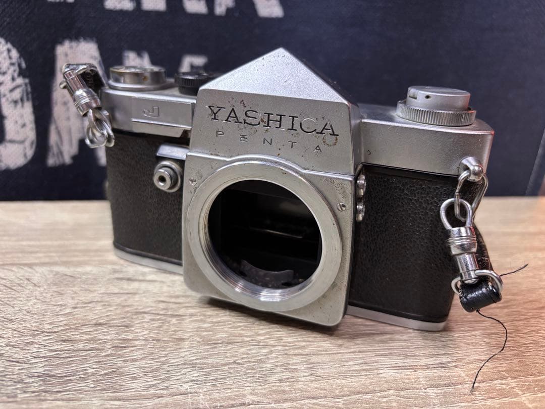 レンズ希少品！ YASHICA J カメラ ジャンク品