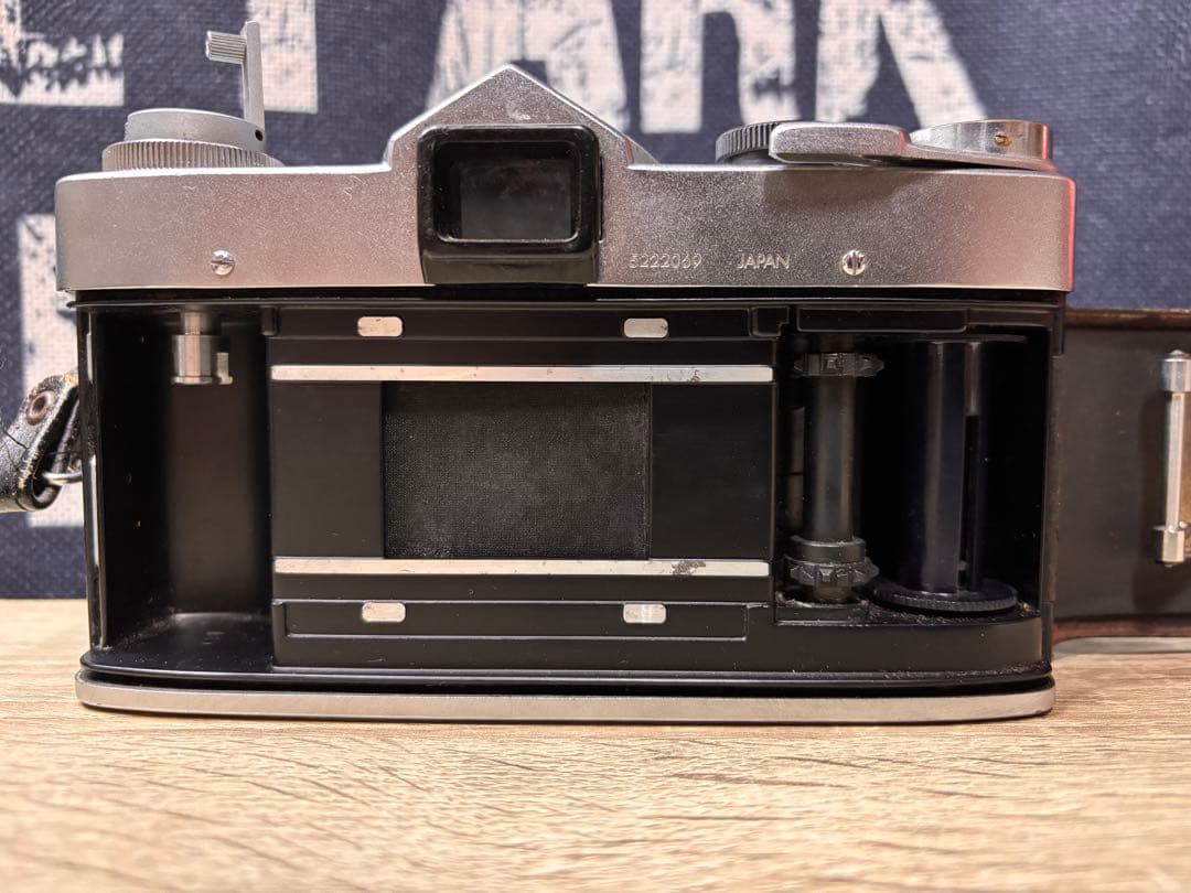 レンズ希少品！ YASHICA J カメラ ジャンク品