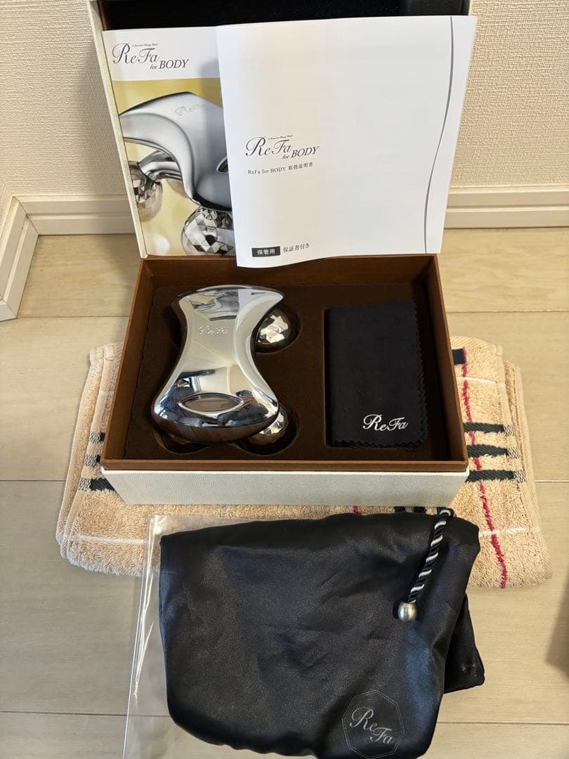 リファ　ボディ　箱説明書付属