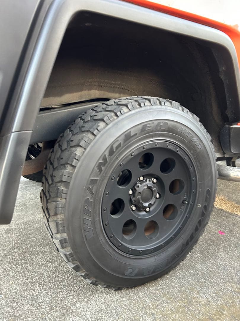 fjクルーザー グッドイヤー　16インチ　アルミ　MT ハイラックス