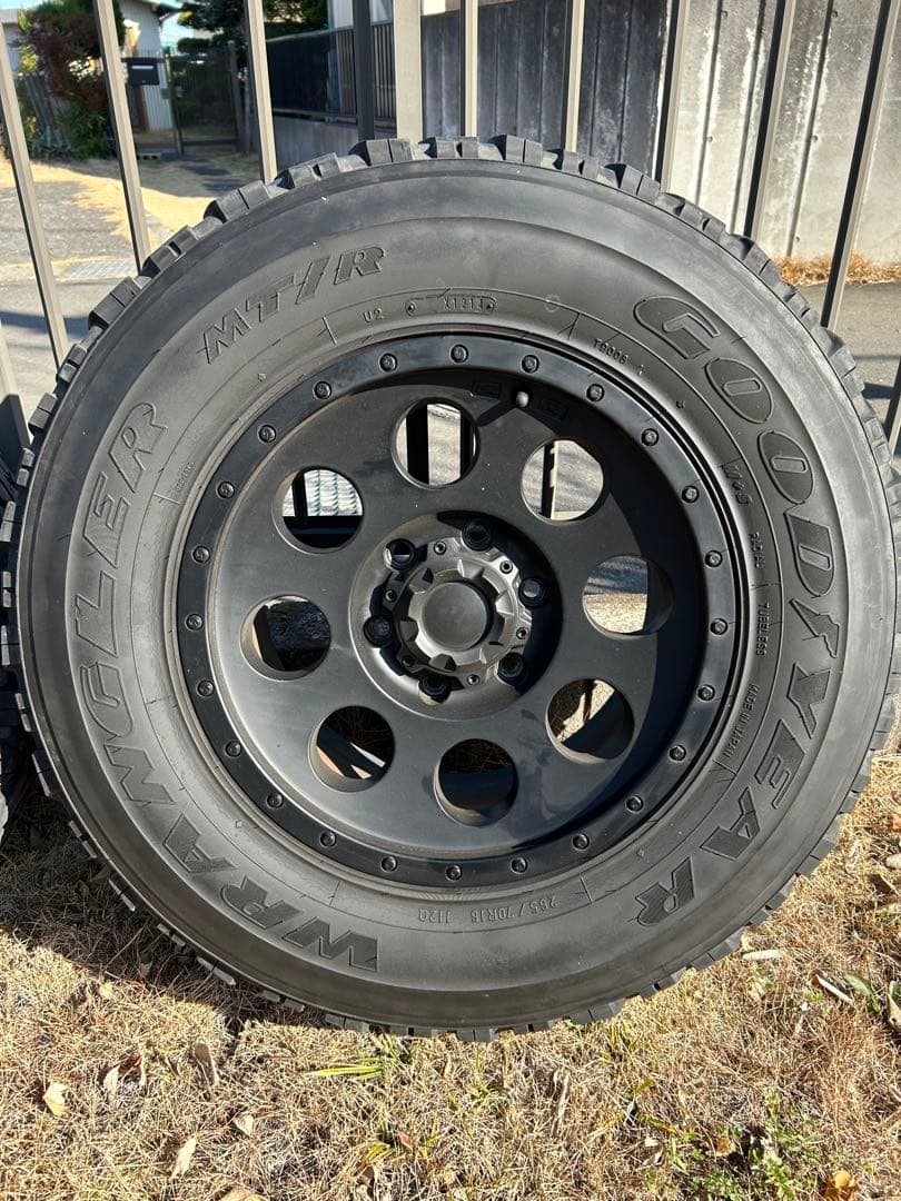 fjクルーザー グッドイヤー　16インチ　アルミ　MT ハイラックス