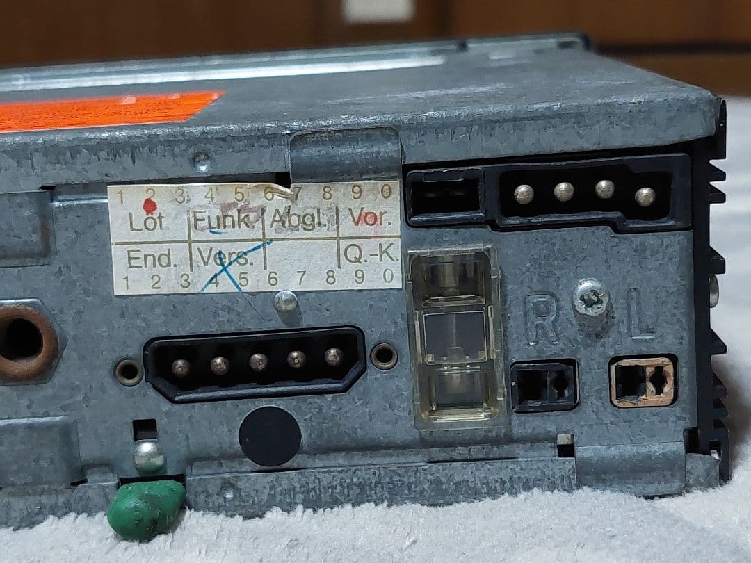 希少 ベンツ純正 BECKER カセットデッキ AUTOREVERSE