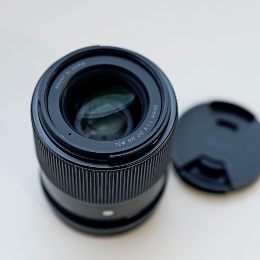 SIGMA 30mm f/1.4 Lマウント