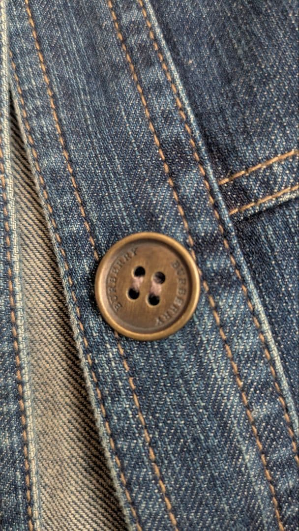 美品！BURBERRYレディス ブルー デニムジャケット 38未使用品 値下げ中