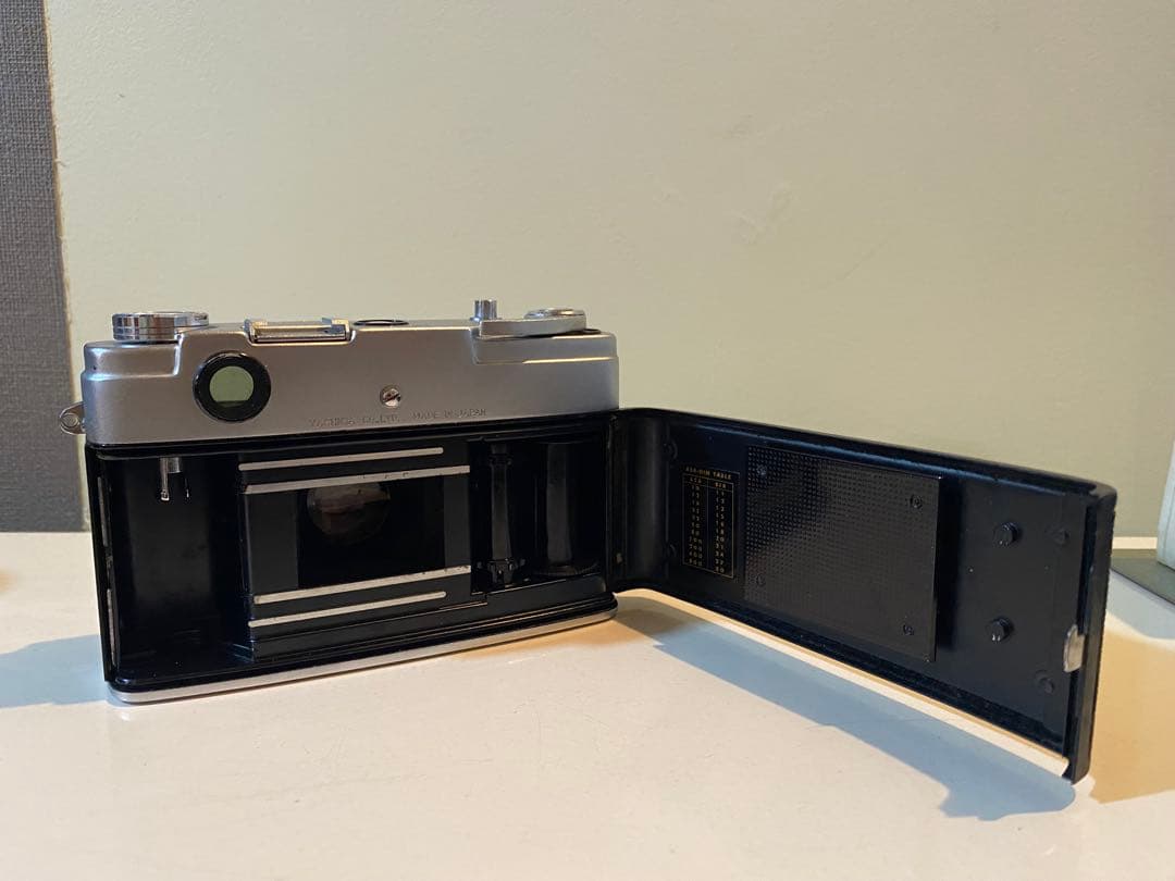 Yashica Lynx 1000 フィルムカメラ