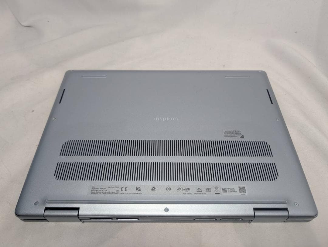 タブレットPC DELL Ryzen5 8640HS/タッチパネル/Win11