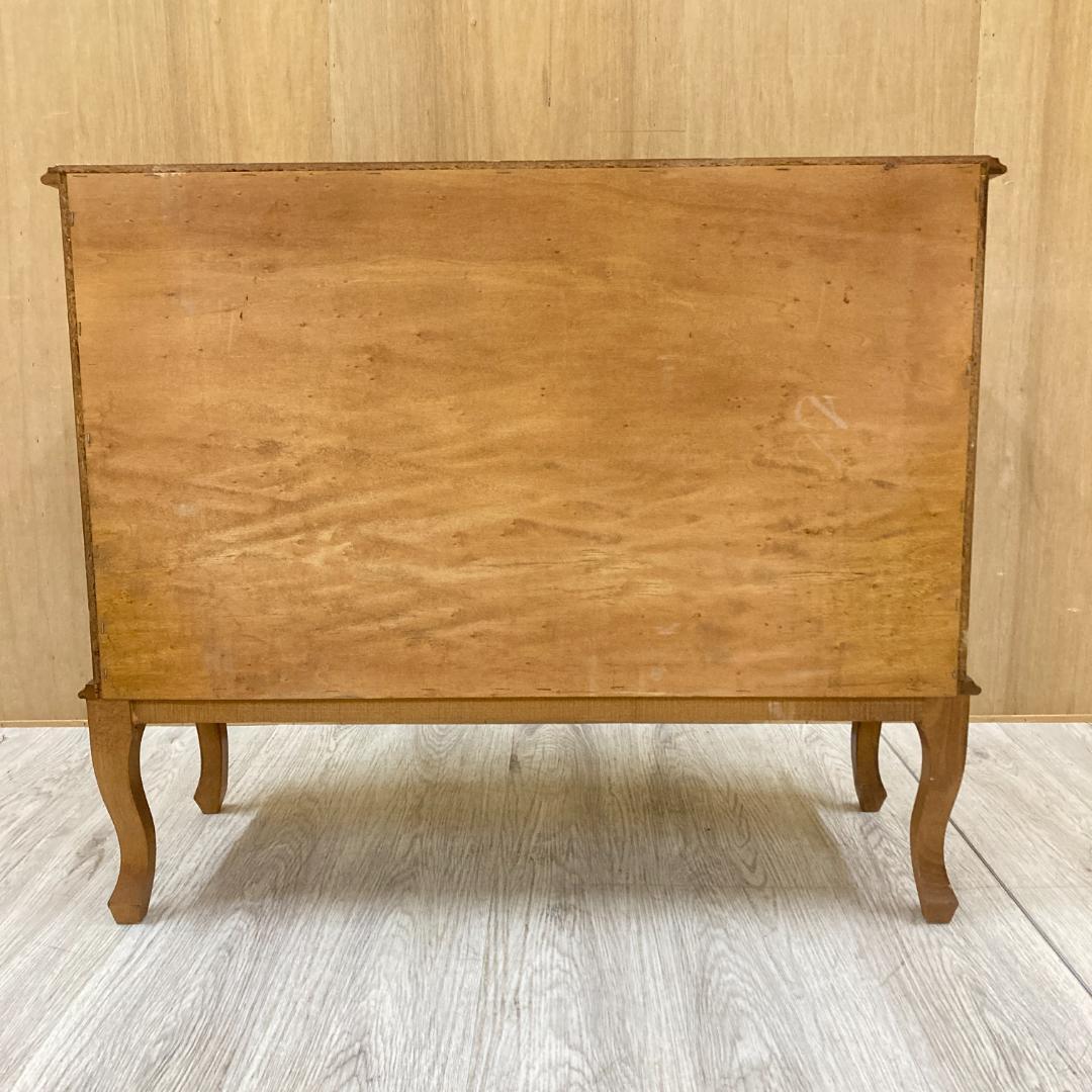 イタリア　象嵌　３段チェスト　猫足　クラシック