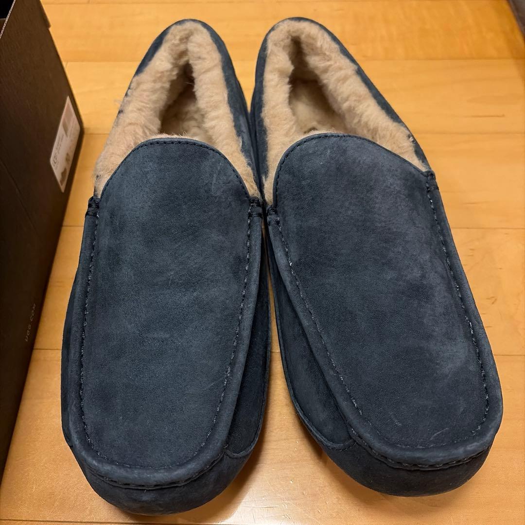 UGG ネイビー モカシン