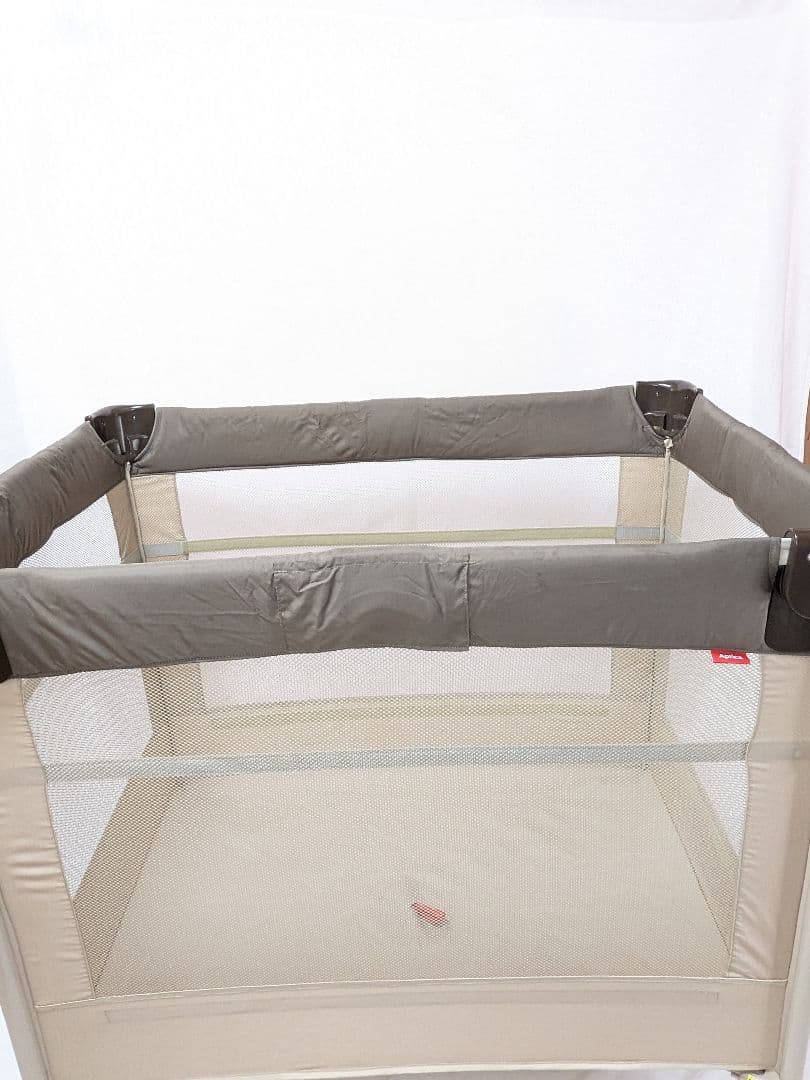 ココネルエアー ココアブラウン Aprica 折りたたみベビーベッド アップリカ