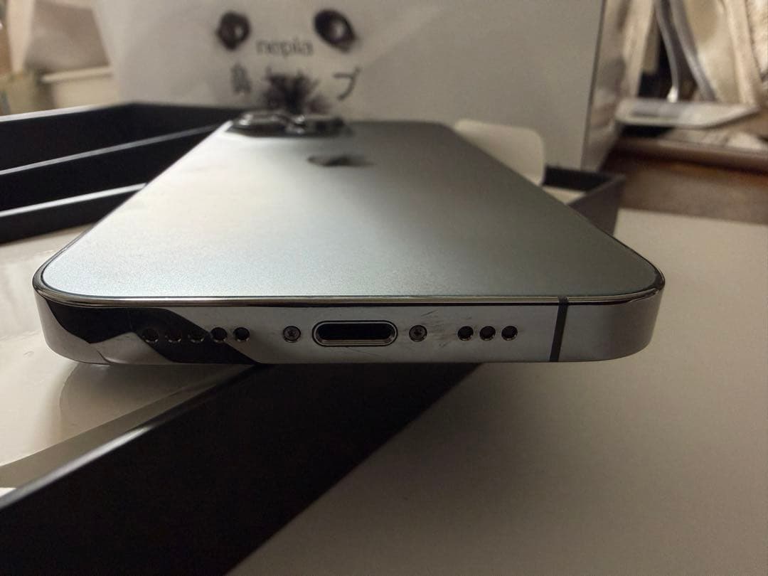 iPhone 13 Pro グラファイト 128GB ケース付き