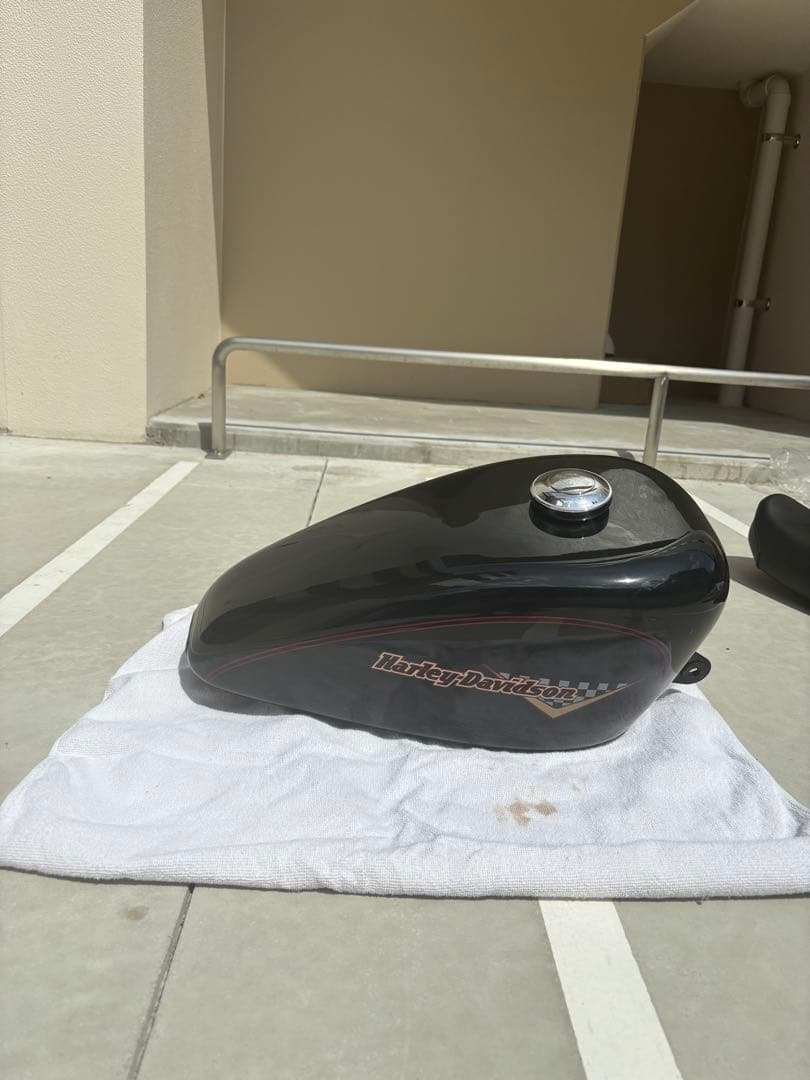 ハーレーダビッドソンXL1200S 純正タンクキャップコック付