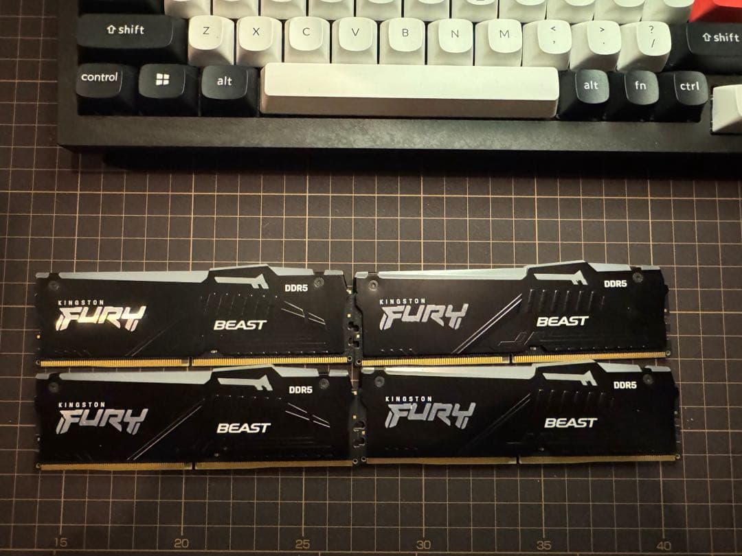 メモリー DDR5-6000 64GB (16GB x 4) Kingston fury