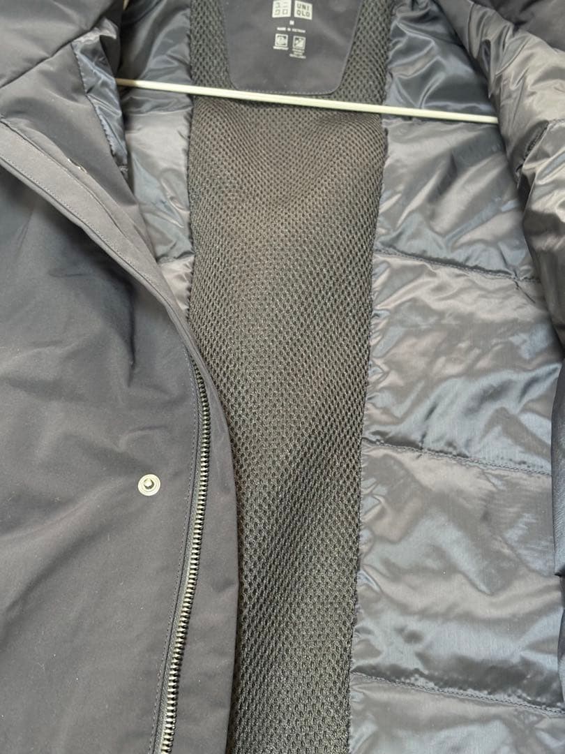 UNIQLO ハイブリッドダウンコート