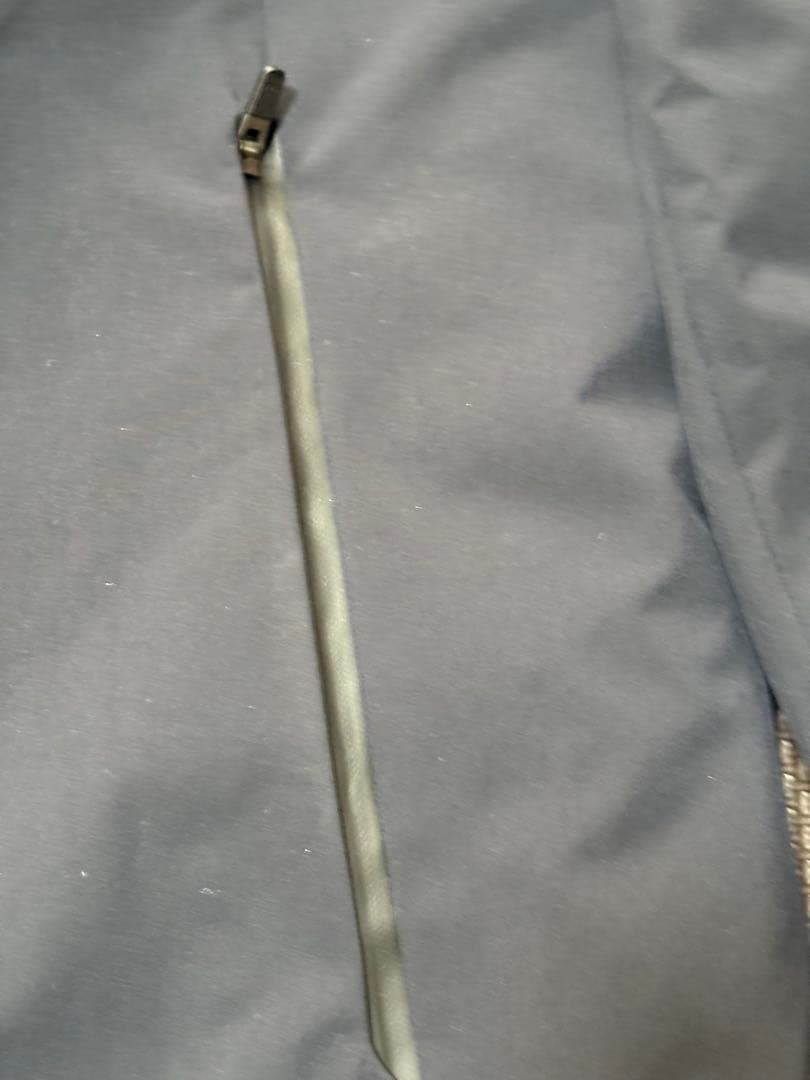 UNIQLO ハイブリッドダウンコート