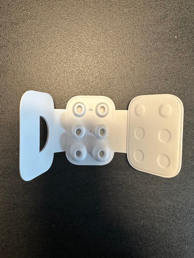 美品 AirPods Pro 第２世代 アップル エアポッズプロ