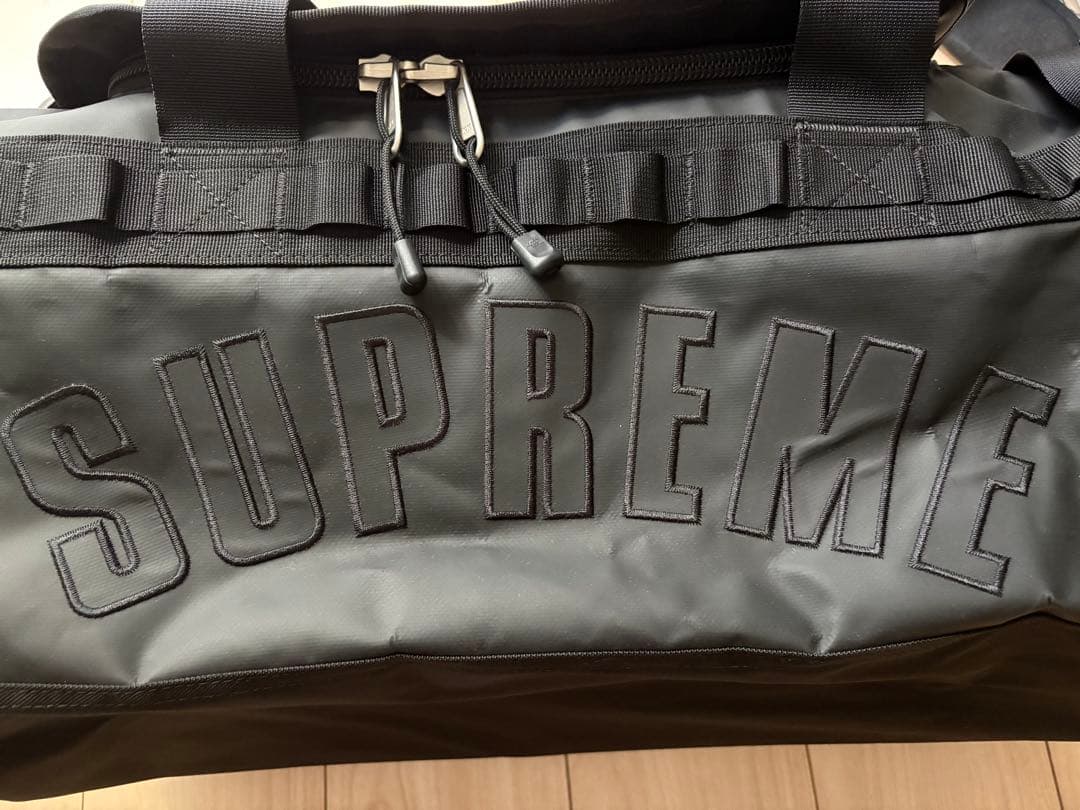 バッグ Supreme North Face Arc Logo Duffle Bag