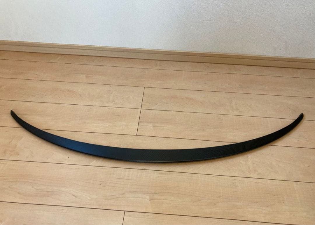 テスラ　モデルY リヤスポイラー　純正品　カーボン　美品