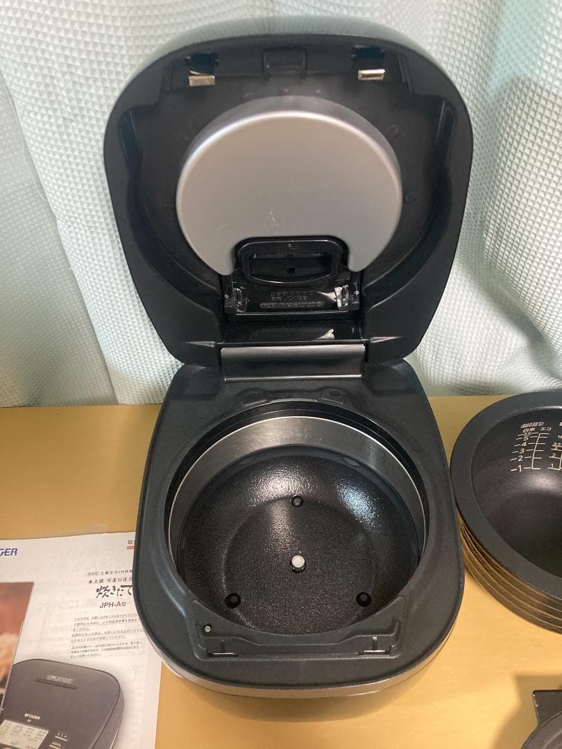 ★美品★タイガー魔法瓶 JPH-A100 圧力IH炊飯ジャー5.5合炊き20年製