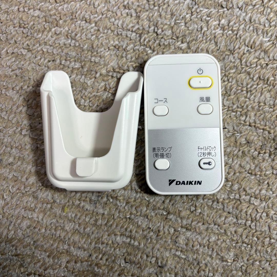 美品 ダイキン空気洗浄機 MC55YBK-W 2022年製 DAIKIN