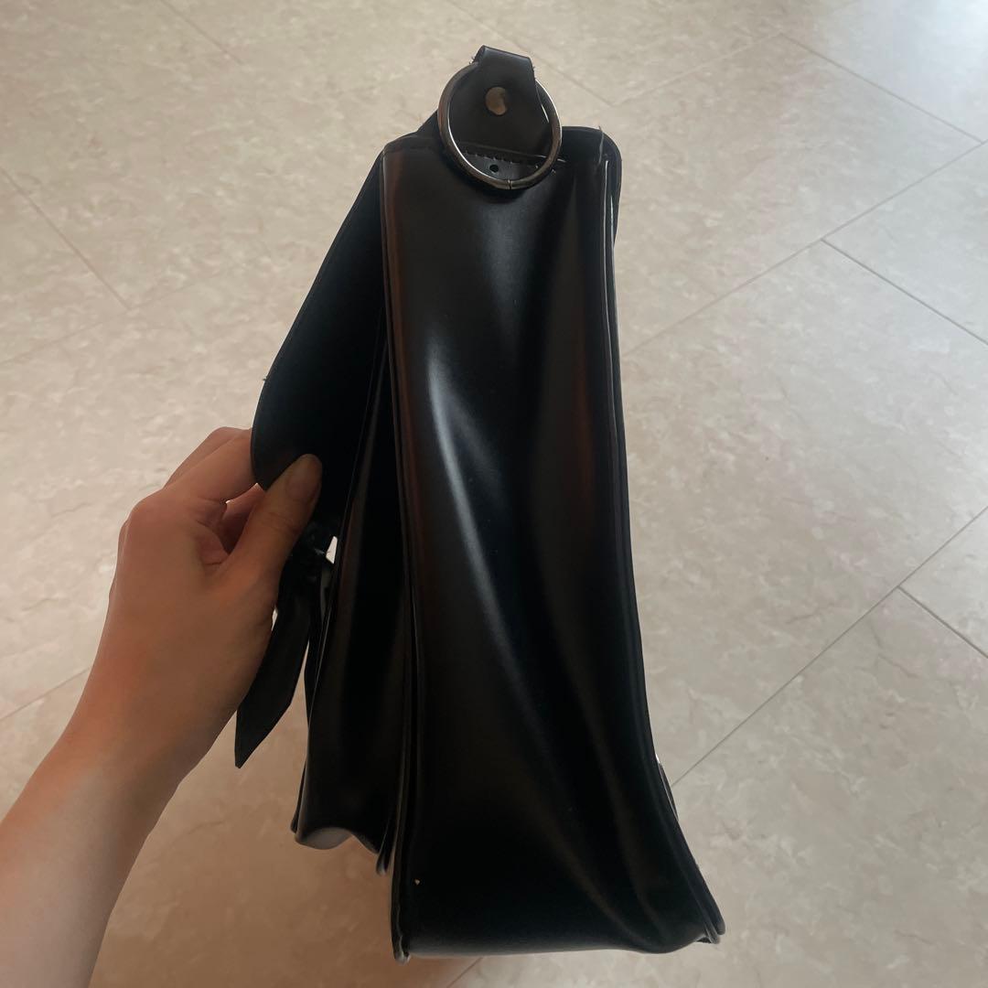 ブラックピースナウ　バック　黒　ブラック