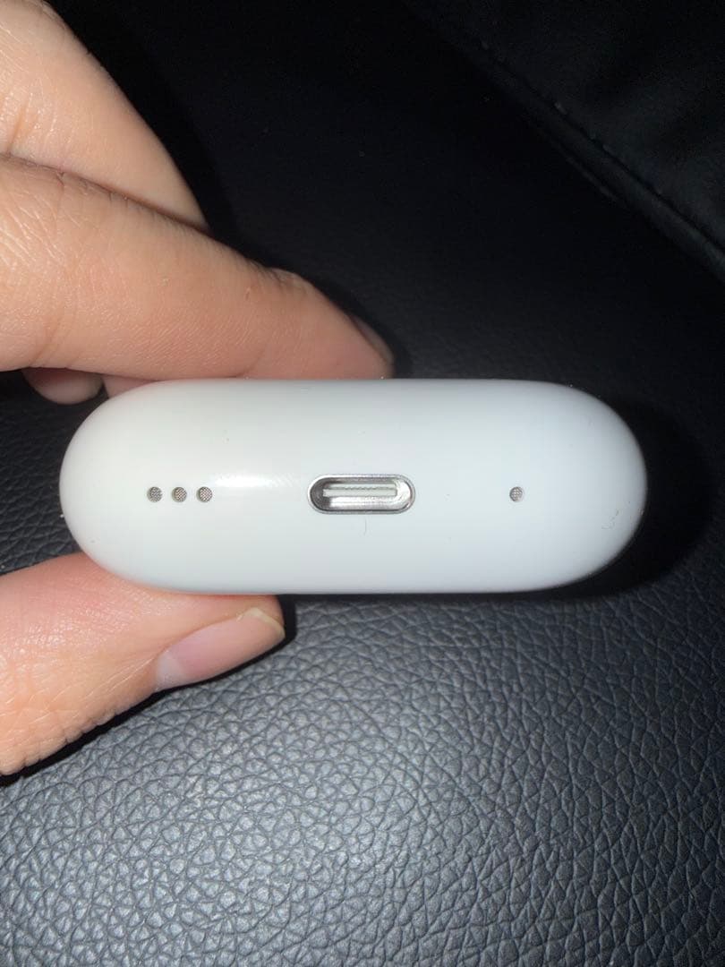 AirPods pro2 (usb-c)＋ケース2個＋イヤーピース