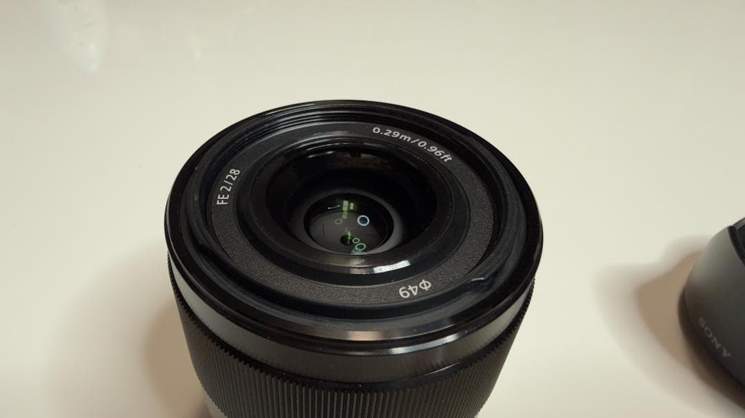 SONY FE 28mm F2 SEL28F20 + 保護フィルタ付き