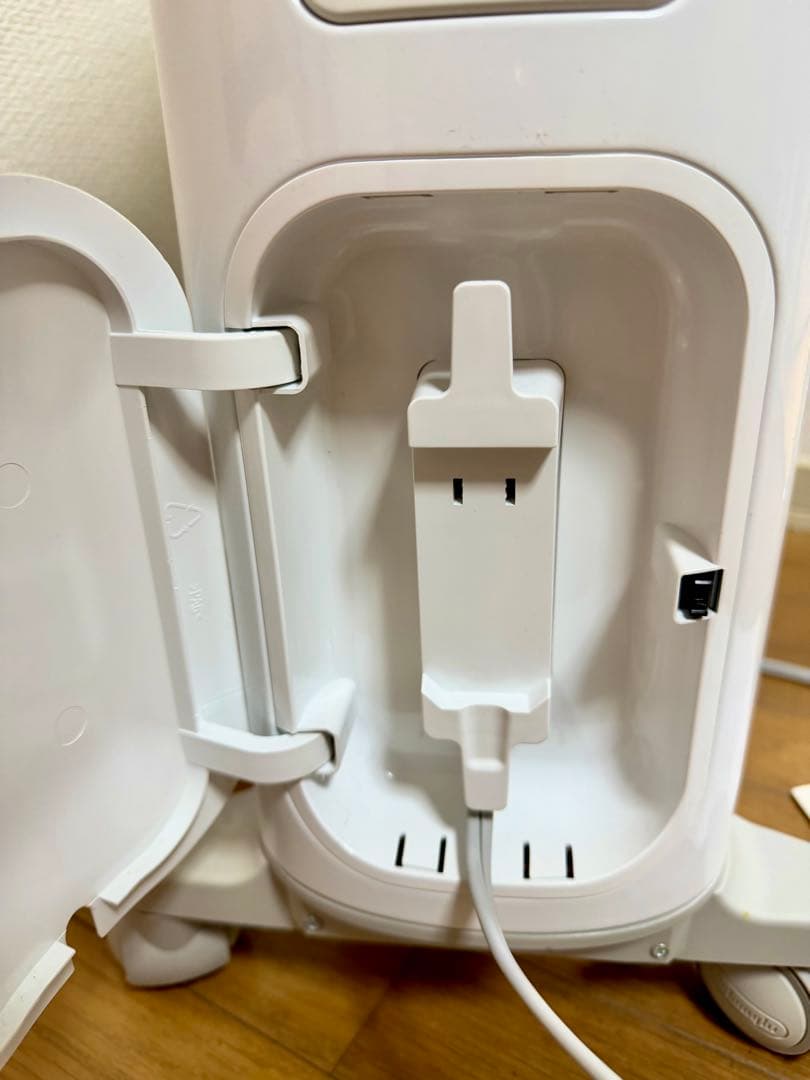 DeLonghi RHJ75V0915-GY オイルヒーター　リモコン付き