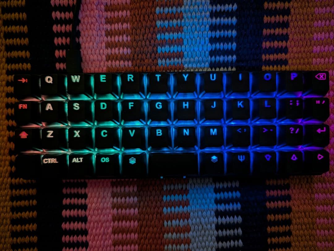 Planck EZ 40% RGBバックライ キーボード [生産完了希少品]