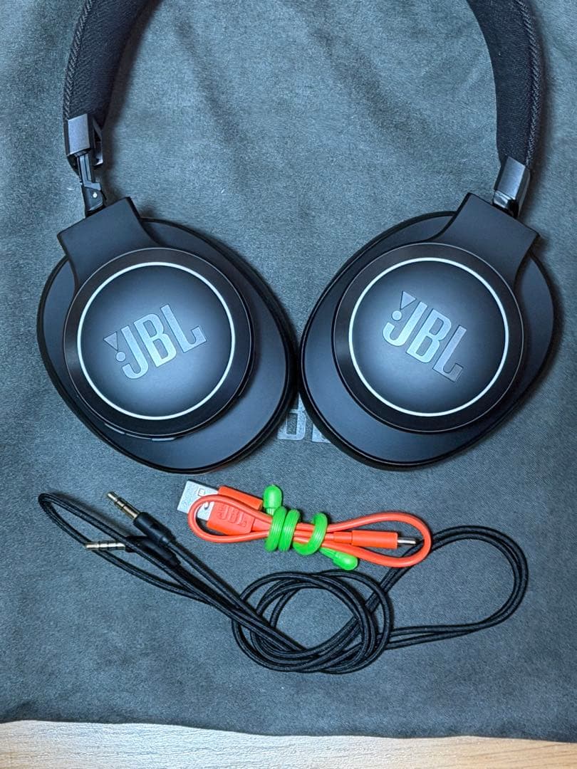 JBL Live 770NCノイズキャンセリング付きワイヤレスヘッドホン