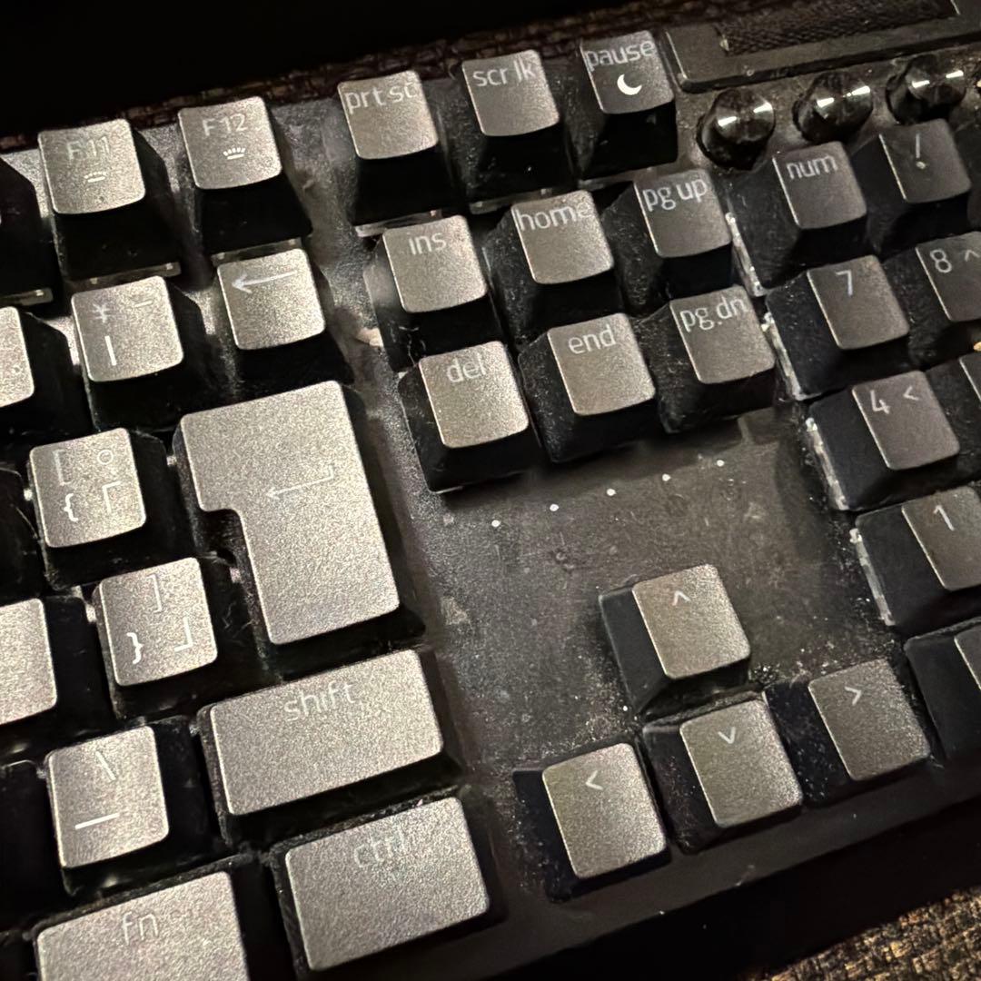 BLACKWIDOW V4 PRO日本語配列・1年程使用・美品