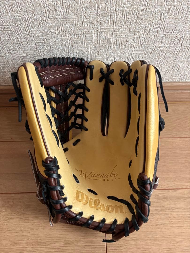 Wilson 軟式グローブ Wannabe 黒/ベージュ