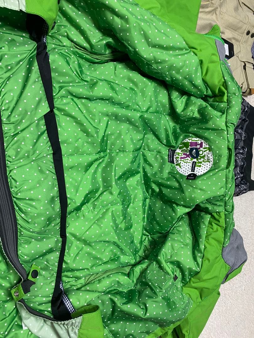 レディース　スノーボード　スキーウェア上下　おまけ付　ROXY パンツは未使用