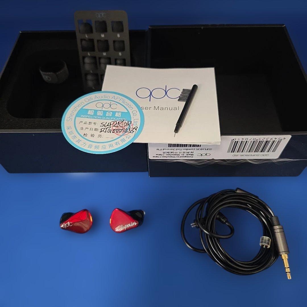 qdc SUPERIOR イヤホン Red バランス接続ケーブル付