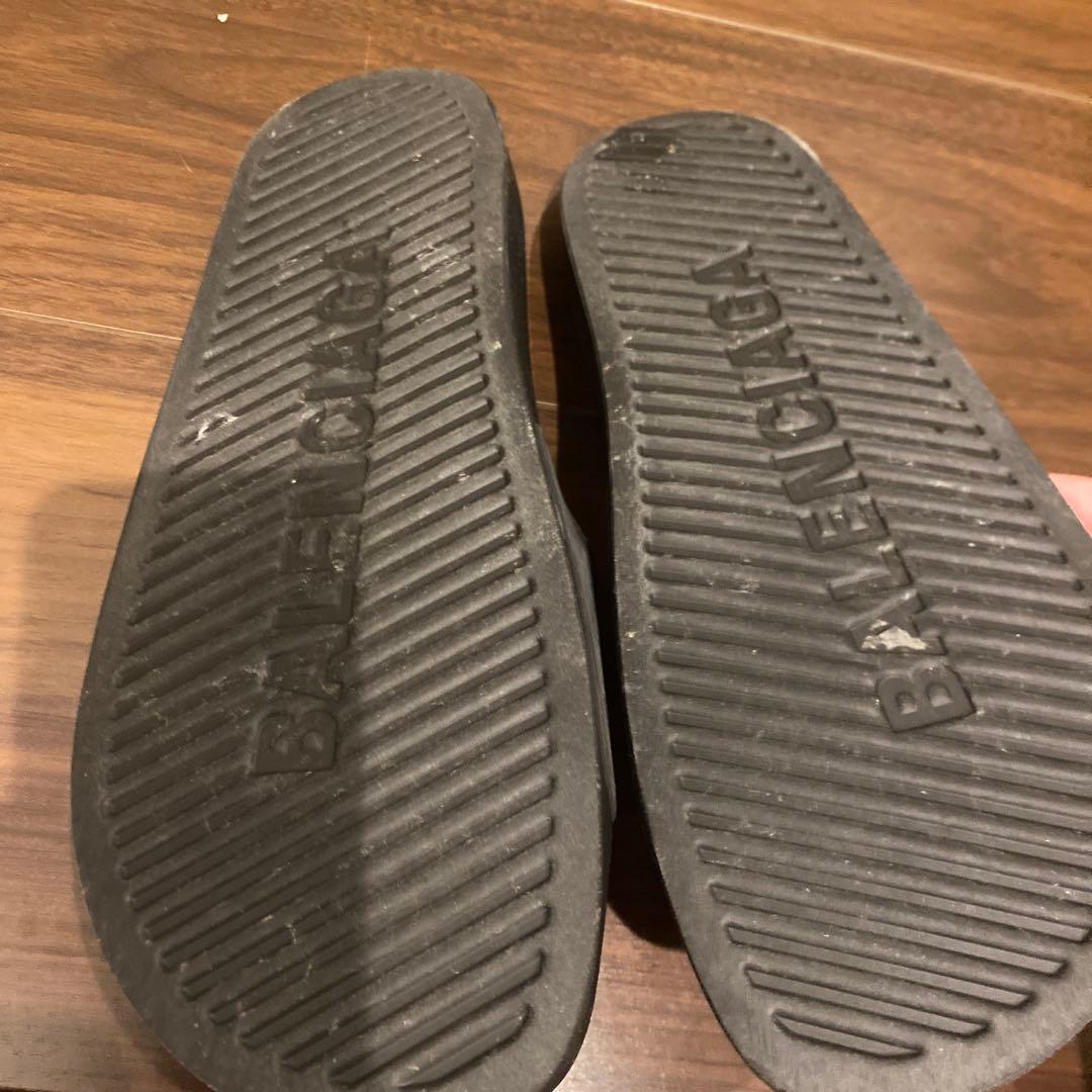 バレンシアガ　サンダル