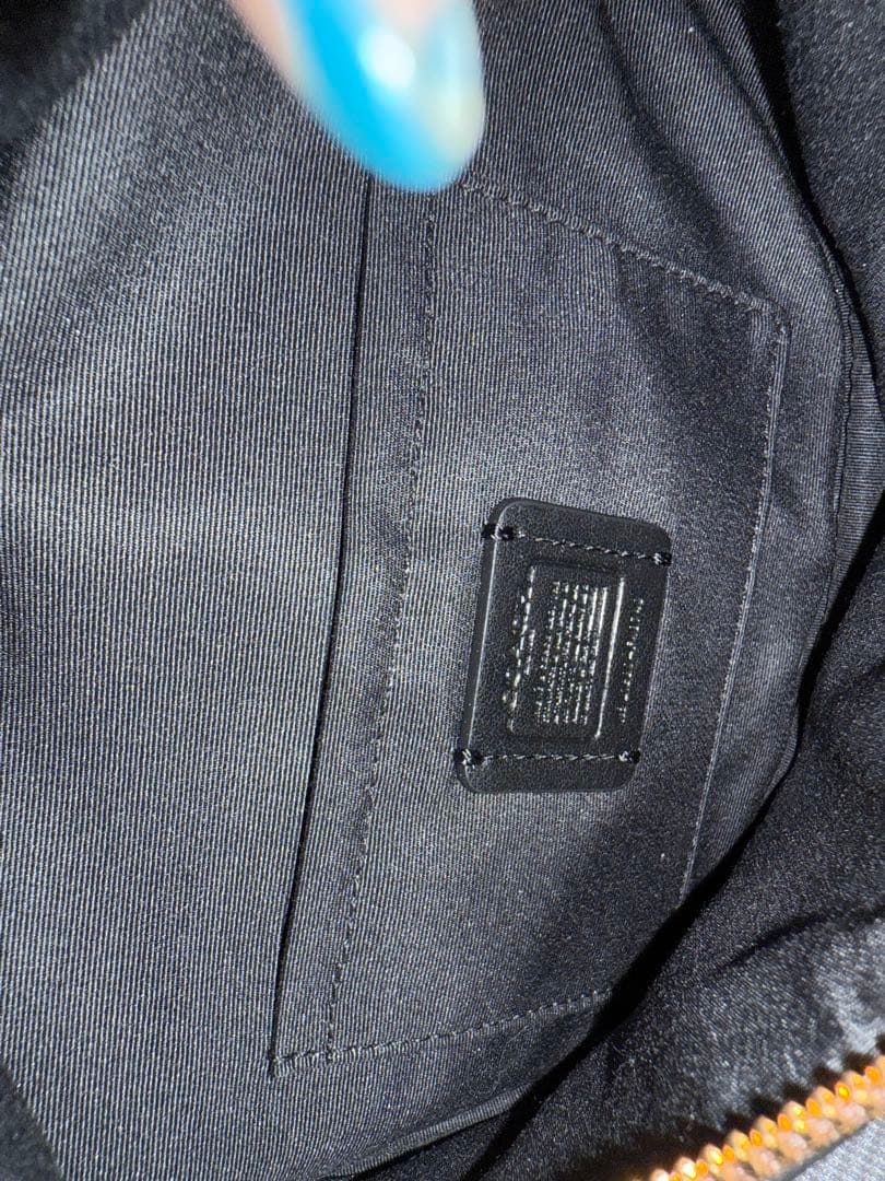 新品未使用 Coach ボディバッグ ウエストポーチ