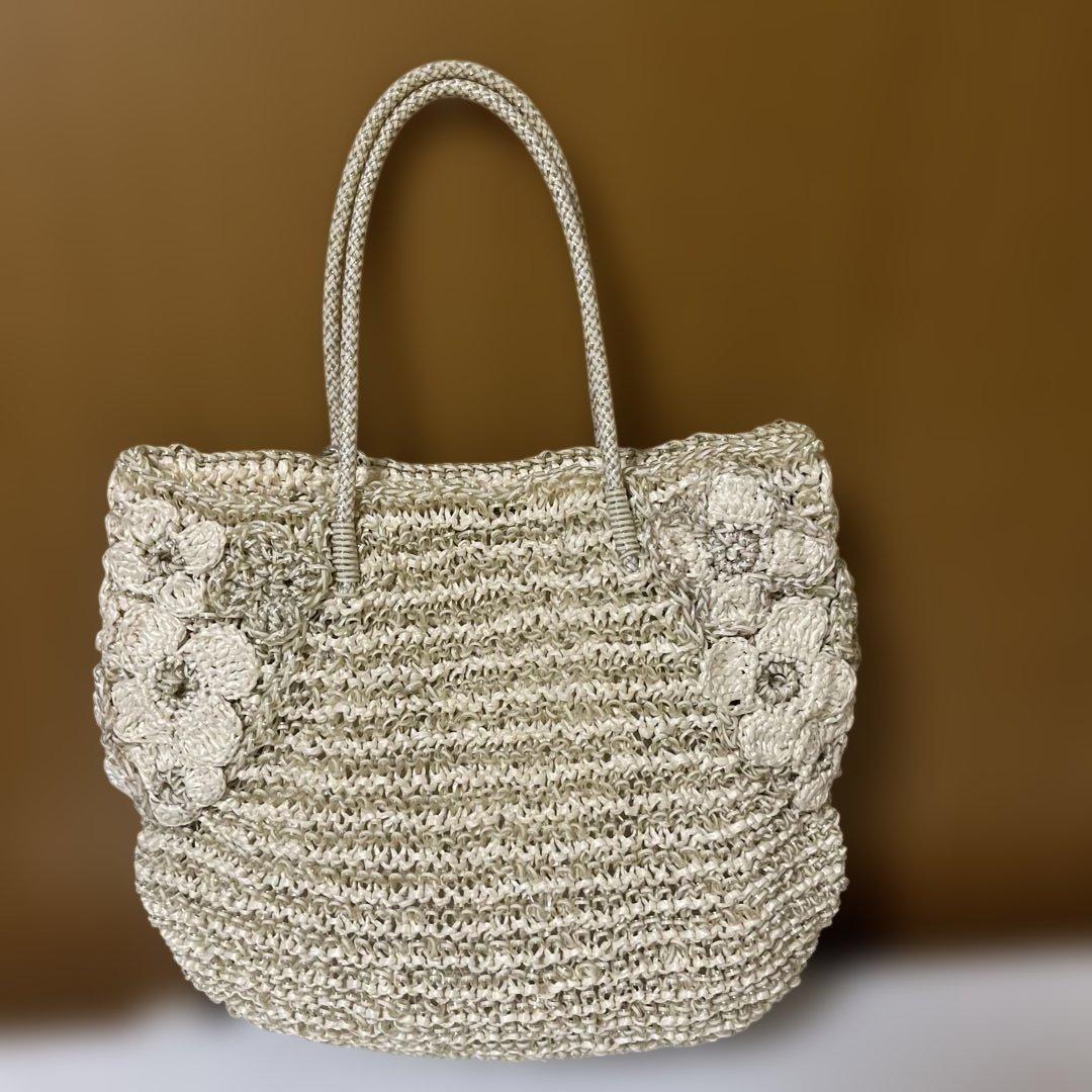 アンテプリマのバック