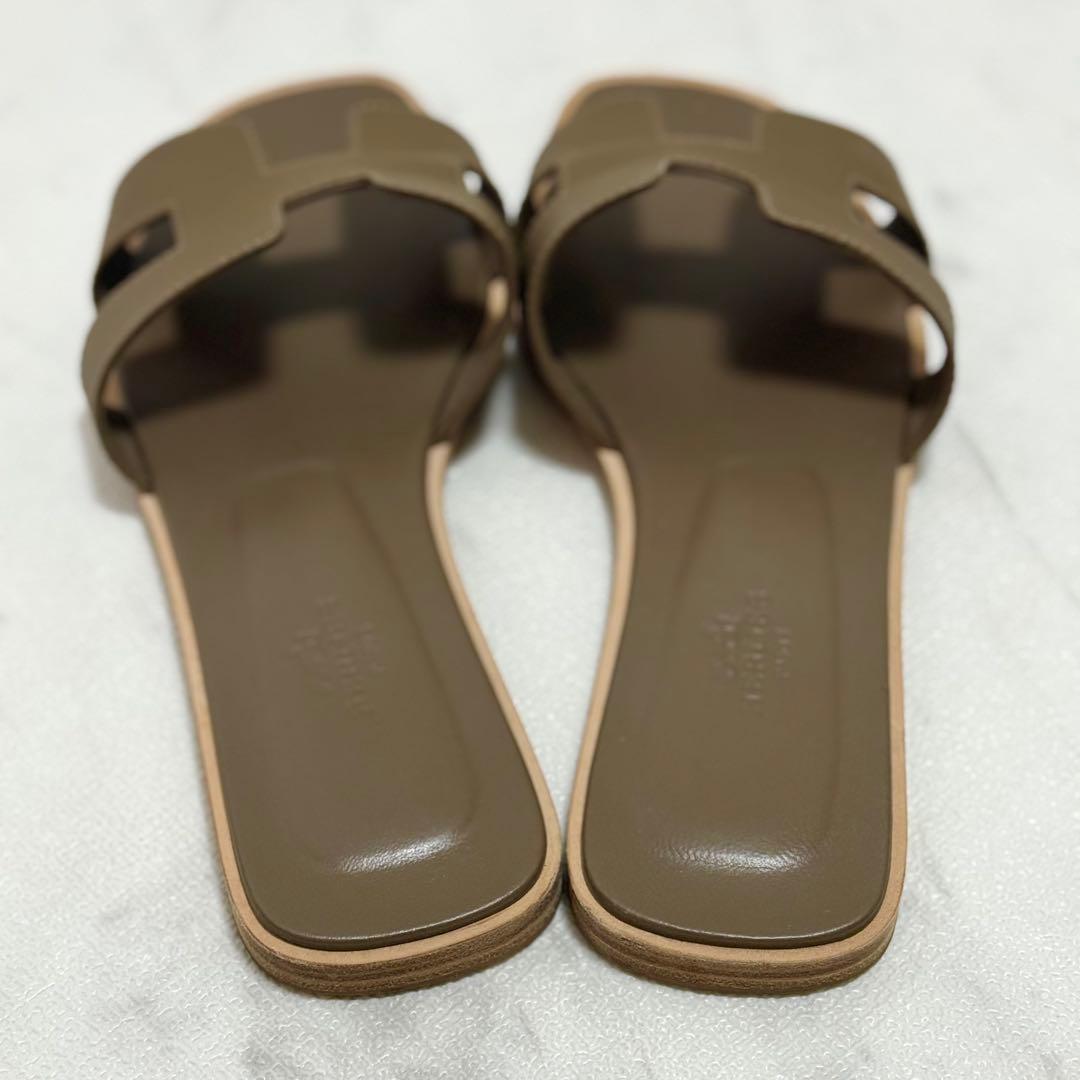 オラン エトゥープ 37.5 サンダル