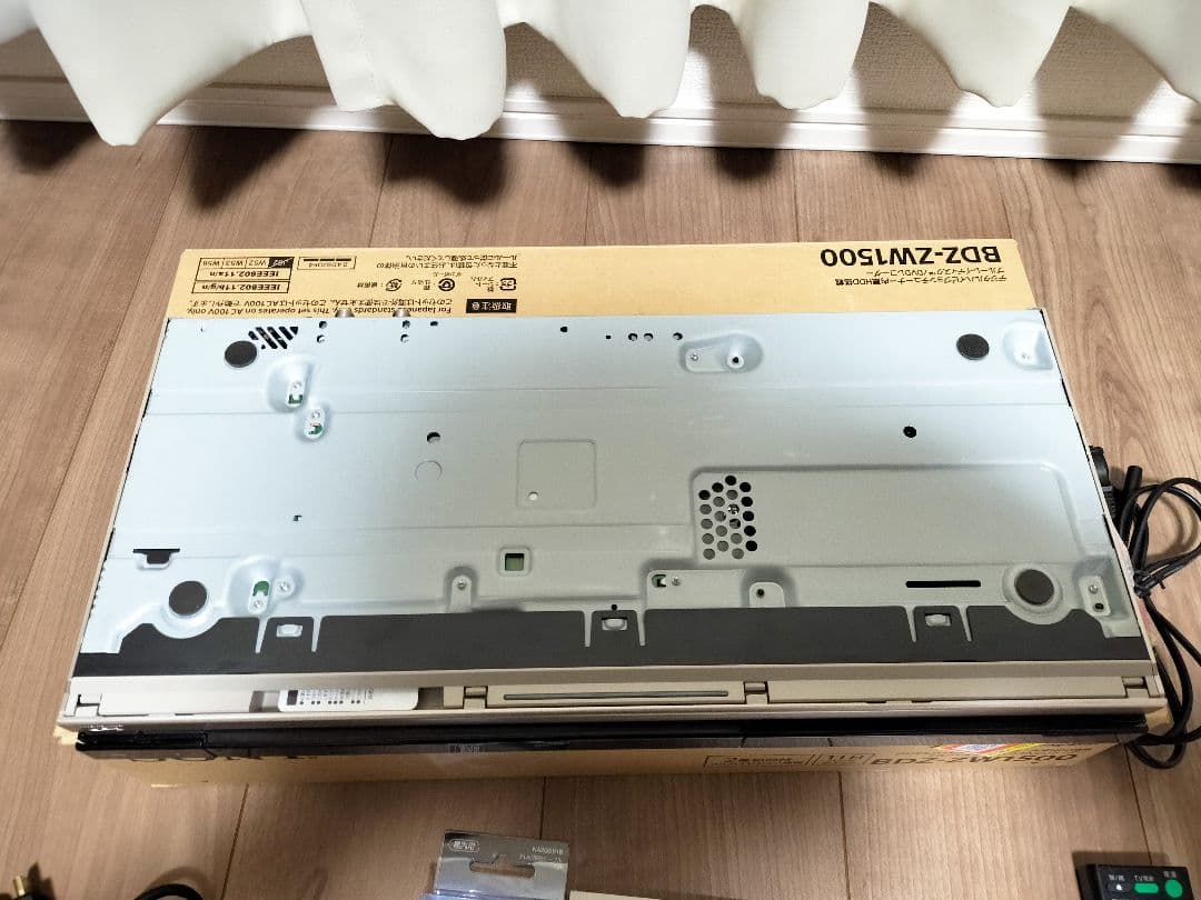 SONY BDZ-ZW1500 ブルーレイレコーダー　別売りケーブル付き 中古