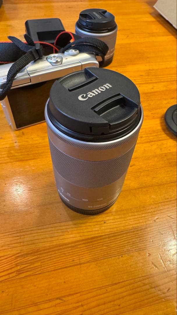 Canon EOS M100 箱付き