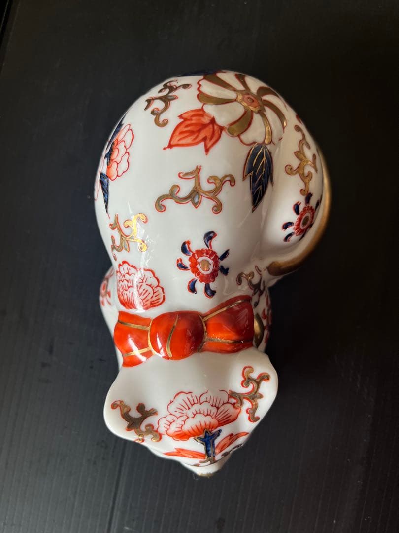 伊万里焼の眠り猫　陶器　置物　美品　レトロ