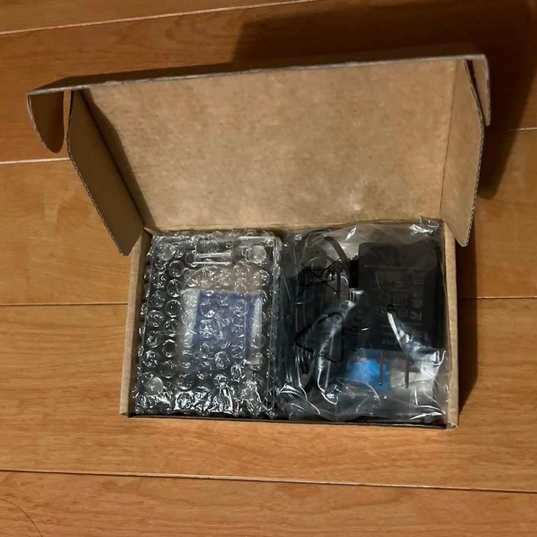 Raspberry Pi 4B 4GB （ケース、電源付き）