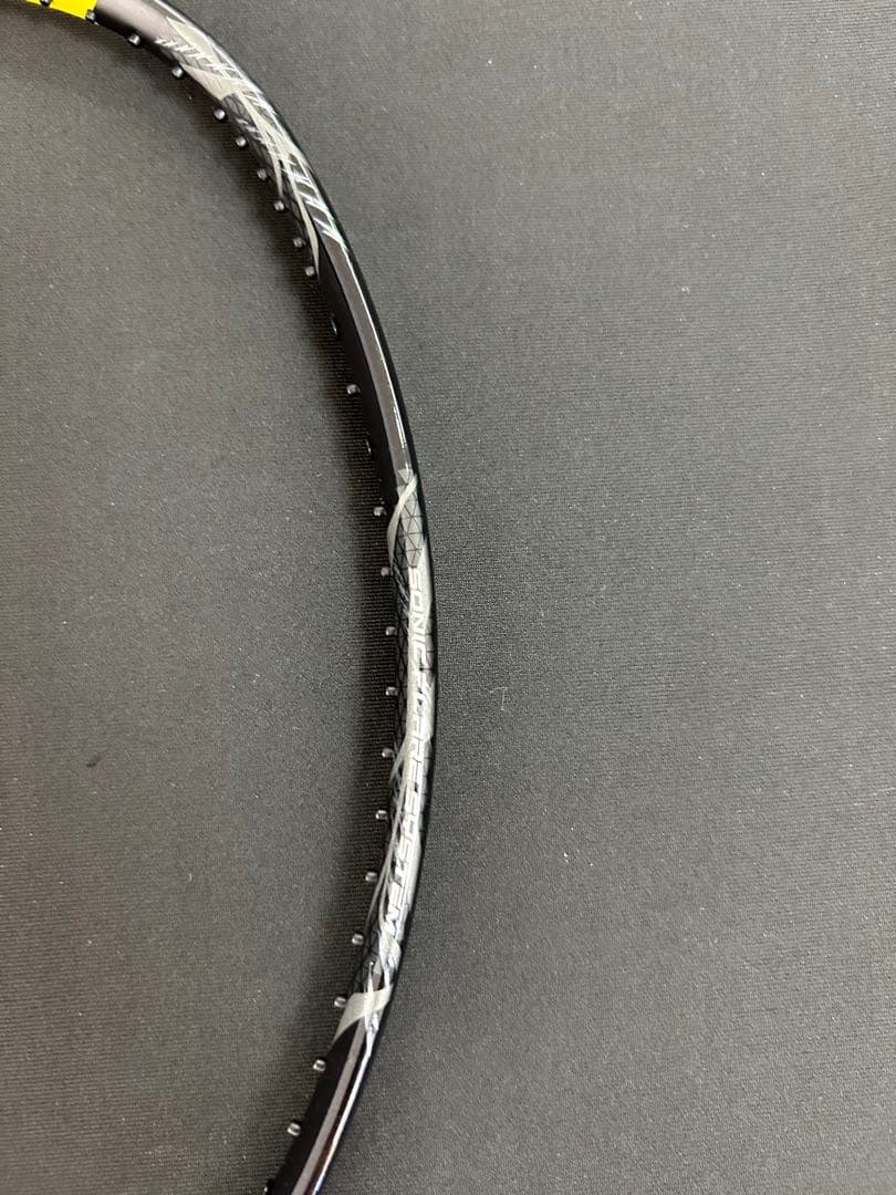 4ug5 ナノフレア1000Z 新品未使用　ヨネックス　バドミントン　ラケット