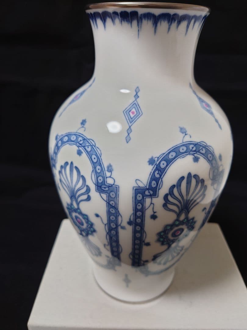 [超美品]大倉陶園花瓶　27cm