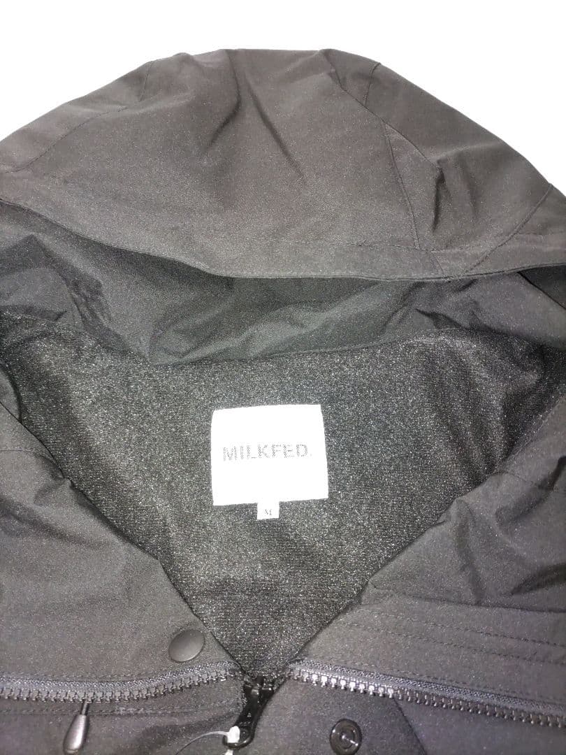 マウンテンパーカー ミルクフェドMILKFED BACK LOGO M黒 未使用